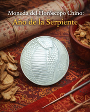 Cargar imagen en el visor de la galería, Monedas de la Suerte  Horóscopo Chino - Serpiente

